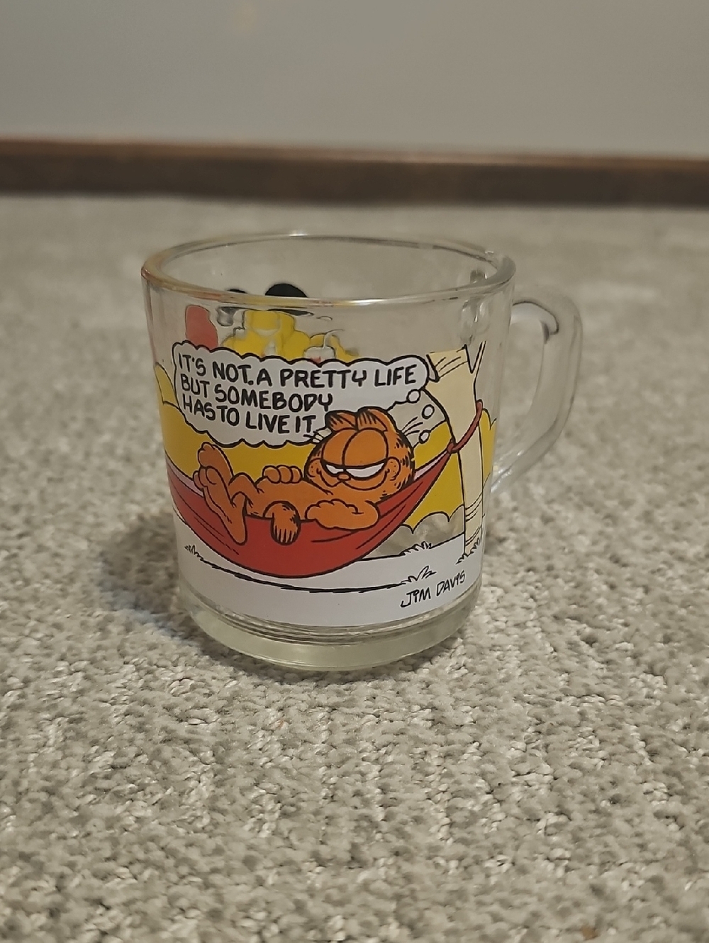 VTG McDonald's Garfield & Odie Glass Mug w Hammock Cartoon